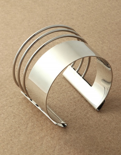 Replica Hyperbolic Metal Punk Hollow Out Bracelet For Women #792723 $10.50 USD for Wholesale