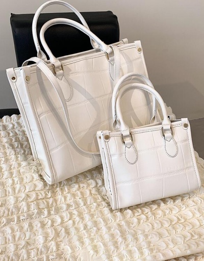 Replica Travel Solid Versatile Tote Bag For Women #793018 $34.21 USD for Wholesale