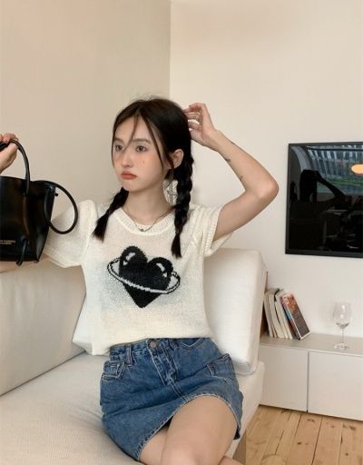 Replica Heart Pattern Short Sleeve T Shirts For Women Short Sleeve Crew Neck #793813 $27.51 USD for Wholesale