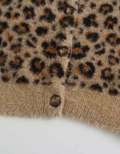 Replica Chic Leopard Faux Fur Single-Breasted Sweater Long Sleeve Crew Neck #795002 $39.00 USD for Wholesale