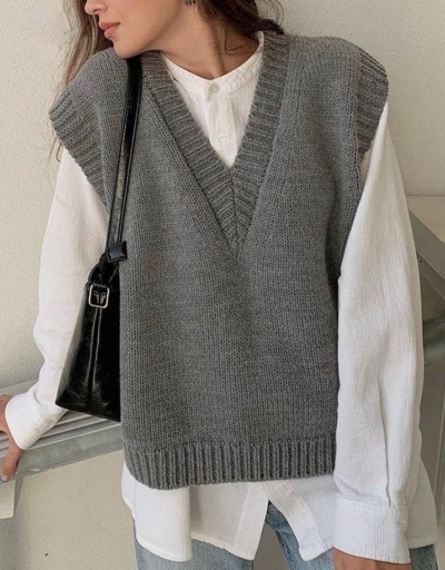 Replica Casual Outwear V Neck Knitted Sweater Tank Top Sleeveless V Neck #795509 $27.30 USD for Wholesale