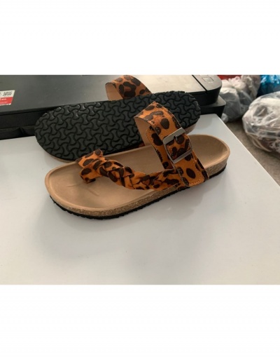 Replica  Fashion Leopard Print Slippers For Women #797596 $16.69 USD for Wholesale