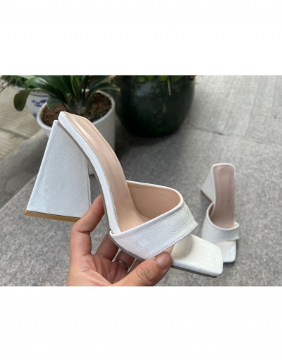 Replica Fashion Casual Slip On Heels For Women #797650 $26.71 USD for Wholesale