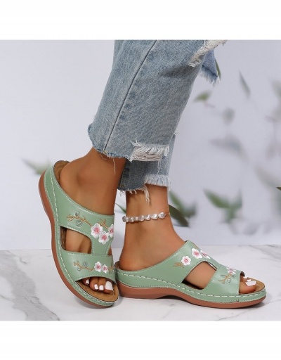  Women's Flower Embroidery Wedge Slippers #798265 $15.50 USD, Wholesale Fashion Slippers