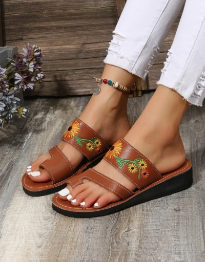 Replica  Summer Ethnic Style Embroidery Slippers #798376 $17.55 USD for Wholesale