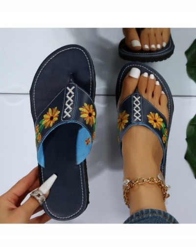 Replica  Ethnic Style Embroidered Women's Slippers #798378 $16.90 USD for Wholesale