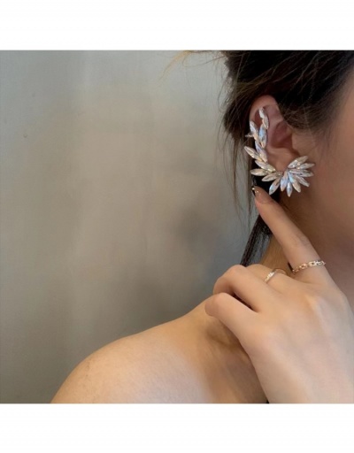 Replica  Light Luxury Irregular Angel Wings Earrings For Women #798887 $5.49 USD for Wholesale