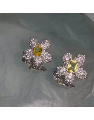  Women's Sweet Flower Rhinestone Earrings #799588 $5.13 USD, Wholesale Fashion Earrings