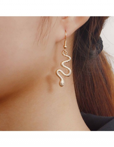 Replica  Personality Street Solid Snake Alloy Earrings For Women #799683 $3.61 USD for Wholesale