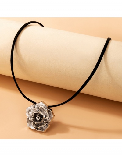 Replica  Exaggerated Retro Rose Single-layer Necklace For Women #799773 $5.43 USD for Wholesale