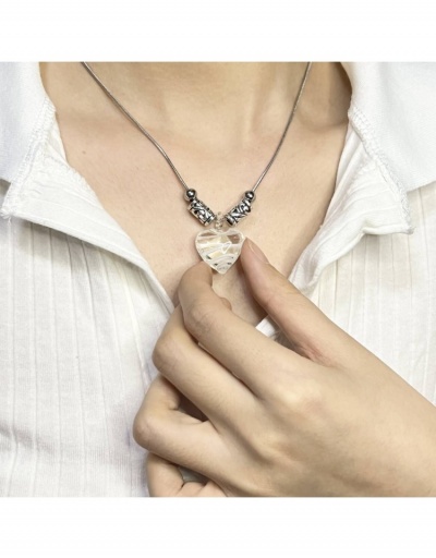 Replica Vintage Heart Pendant Necklace For Women #799849 $8.13 USD for Wholesale