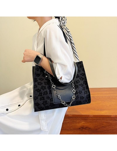 Replica Korean Style Fashion Chain Flowers Hasp Tote Bag #799922 $13.66 USD for Wholesale