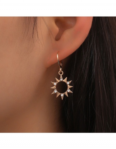 2022 Fashion Sun Hollowed-out Diamonds Earrings #800200 $7.87 USD, Wholesale Fashion Earrings