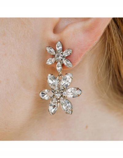  Simple White Cristal Flower Decor Earrings #800464 $11.72 USD, Wholesale Fashion Earrings