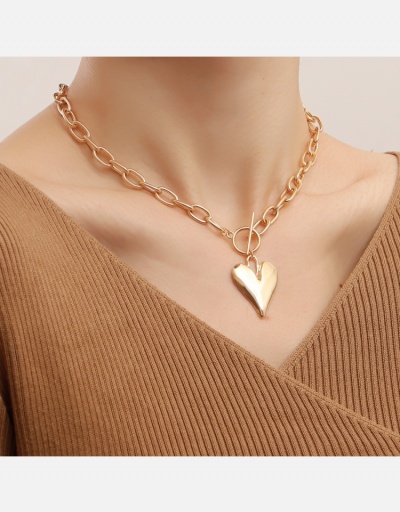 Replica  Heart Pendant Hollow Out Simple Female Necklace #800534 $4.17 USD for Wholesale