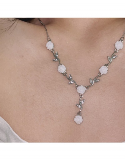 Replica Leaf White Flower  Pendant Necklace For Women #800722 $7.54 USD for Wholesale