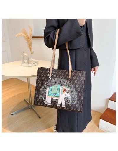 Replica Street Printed  College Tote Bags For Women #801295 $57.26 USD for Wholesale