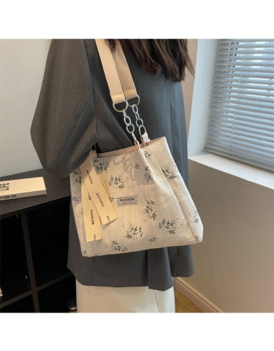 Replica  Casual Large Capacity Tote Bags For Women #801361 $19.60 USD for Wholesale