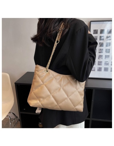 Replica Versatile Rhombus Lattice  Black Tote Bags #801665 $30.80 USD for Wholesale