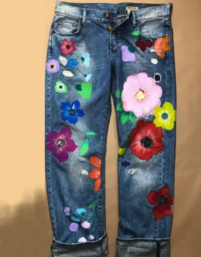 Floral Washed Mid-rise Jeans #802670 $44.23 USD, Wholesale Fashion Jeans